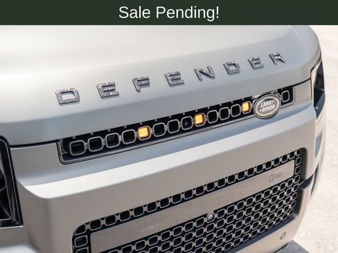 Certified 2025 Land Rover Defender 110 AWD/4WD image 15