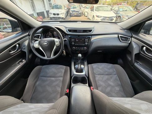 Used 2016 Nissan Rogue S image 41