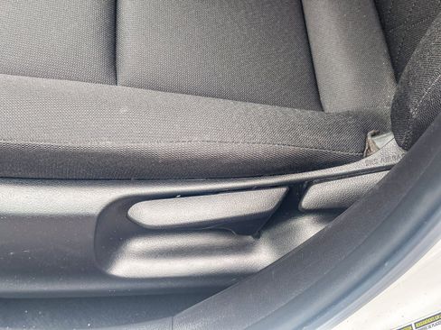 Certified 2025 Toyota Corolla LE image 22