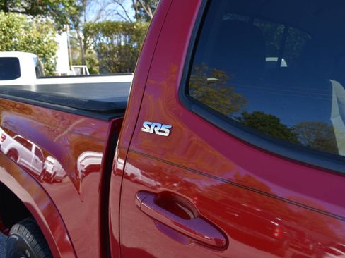 Used 2019 Toyota Tacoma SR5 image 34