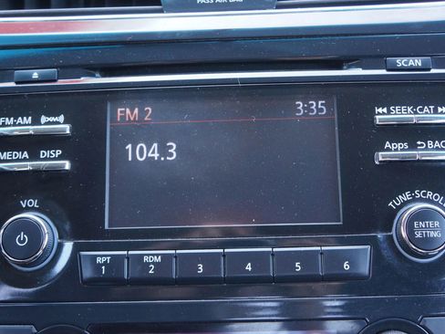 Used 2015 Nissan Altima 2.5 SV FWD image 30