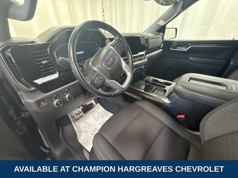 Certified 2022 GMC Sierra 1500 Elevation w/ LPO, Elevation Black Package image 13