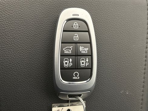 Used 2023 Hyundai Tucson Limited image 10