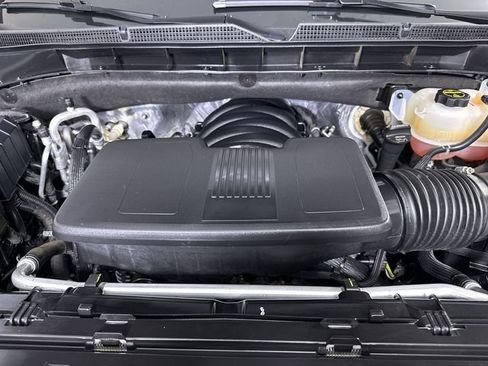 Used 2025 GMC Yukon Elevation AWD/4WD image 31