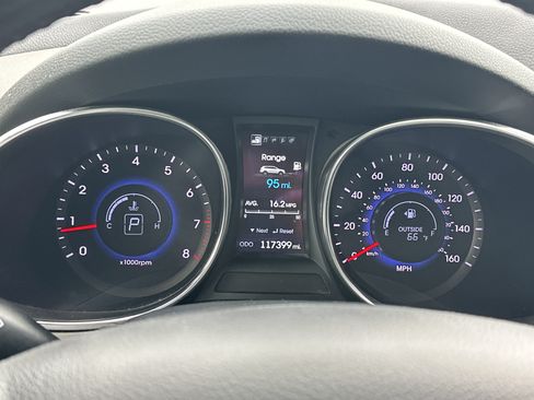 Used 2015 Hyundai Santa Fe Limited w/ Option Group 04 FWD image 15