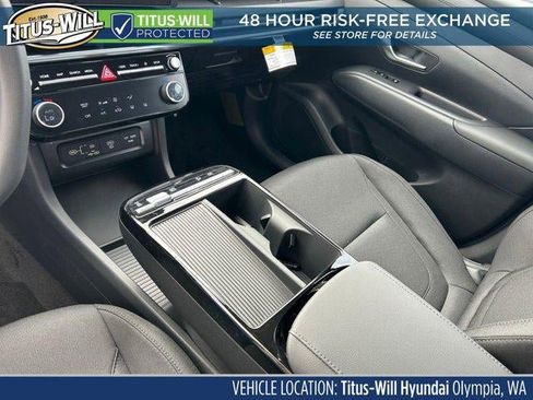 New 2026 Hyundai Tucson Blue SE w/ Tow & Go Package AWD/4WD image 18