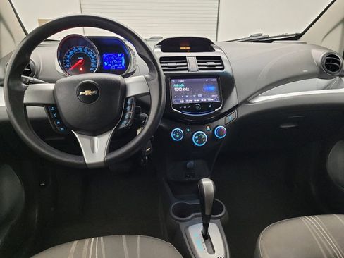 Used 2015 Chevrolet Spark LT image 22