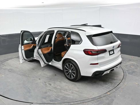 Used 2022 BMW X5 xDrive45e w/ M Sport Package AWD/4WD image 58