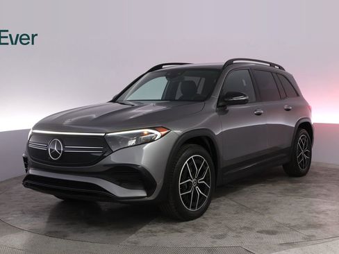 Used 2023 Mercedes-Benz EQB 250+ image 2