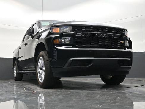 Used 2021 Chevrolet Silverado 1500 Custom RWD image 28