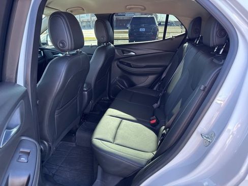 Used 2024 Buick Encore GX Sport Touring image 14