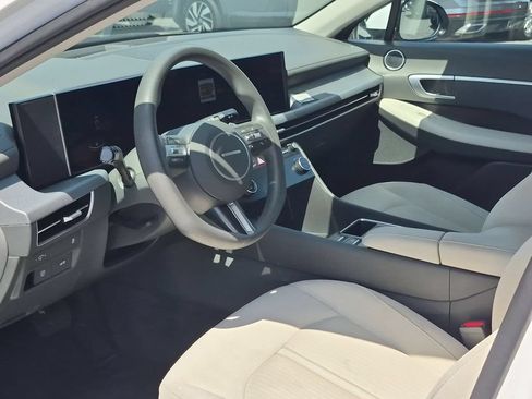 Used 2025 Hyundai Sonata SEL FWD image 15