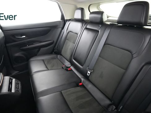 Used 2024 Nissan Ariya AWD image 24