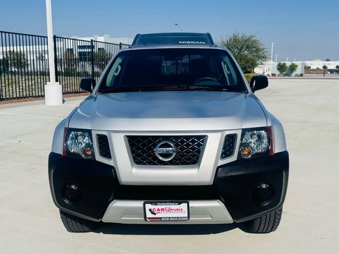 Used 2013 Nissan Xterra X image 6