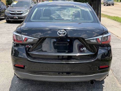 Used 2017 Toyota Yaris iA FWD image 5