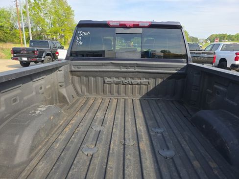 Used 2024 GMC Sierra 2500 Denali Ultimate AWD/4WD image 14