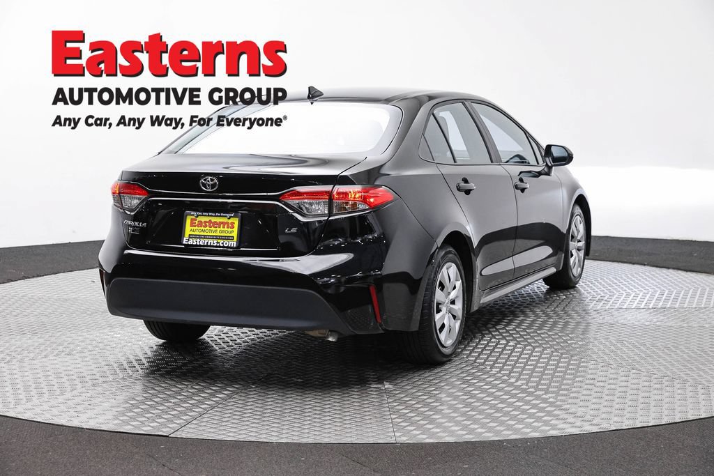 Used 2025 Toyota Corolla LE FWD image 6