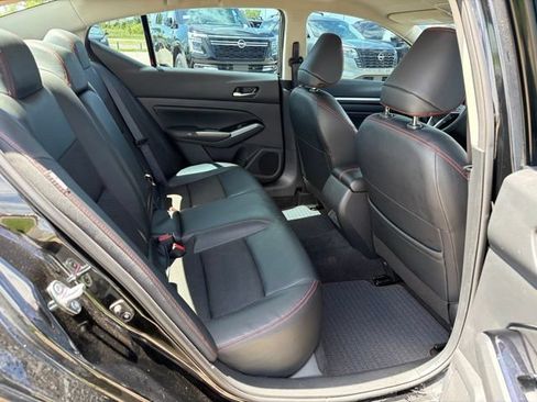 Used 2023 Nissan Altima 2.5 SR AWD/4WD image 22