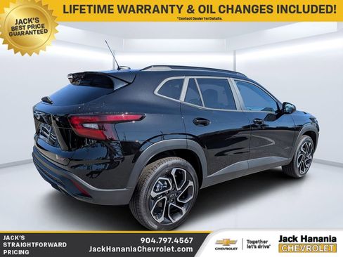 New 2026 Chevrolet Trax RS w/ Driver Confidence Package FWD image 3