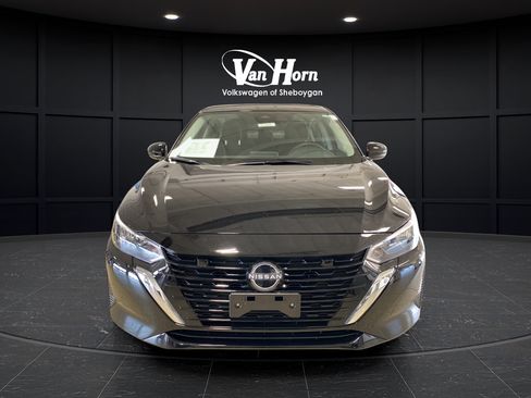 Used 2025 Nissan Sentra S FWD image 2