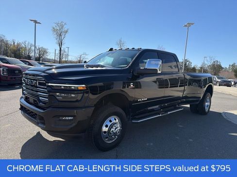 Used 2025 RAM 3500 Laramie w/ Sport Appearance Package AWD/4WD image 8
