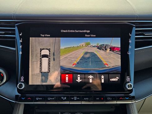 New 2026 Jeep Grand Wagoneer L Summit w/ Rear Seat Video Group I AWD/4WD image 23