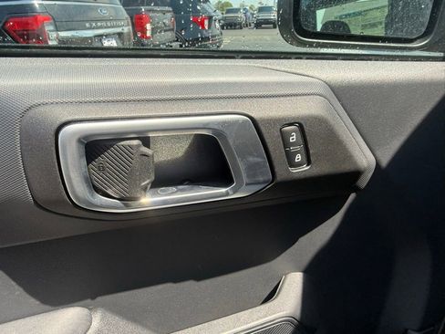 New 2025 Ford Bronco 4-Door AWD/4WD image 11