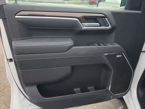 New 2026 Chevrolet Silverado 1500 RST w/ Rally Edition AWD/4WD image 9