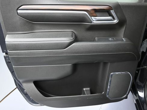 Certified 2024 GMC Sierra 1500 SLT image 22