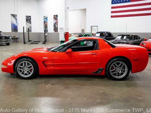 Used 2003 Chevrolet Corvette Z06 w/ Memory Package, 3 Drivers RWD image 3