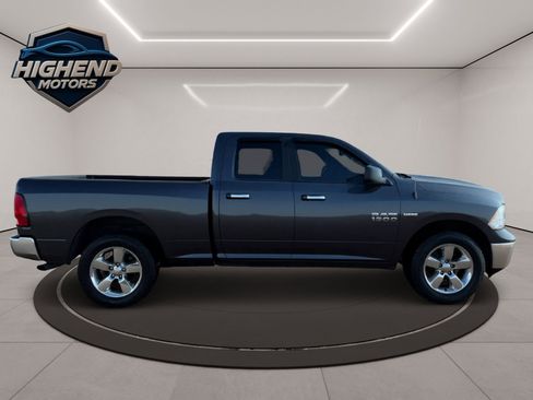 Used 2016 RAM 1500 Classic SLT image 8