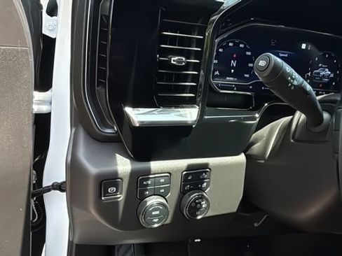 Used 2024 Chevrolet Silverado 1500 LT Trail Boss w/ Convenience Package II AWD/4WD image 23