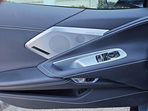 Used 2025 Chevrolet Corvette Stingray Preferred Cpe w/ Battery Protection Package image 28