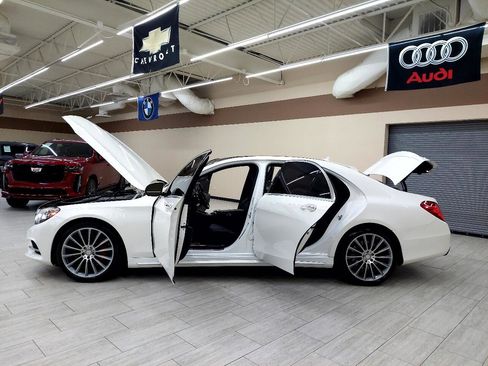 Used 2015 Mercedes-Benz S 550 Sedan image 14