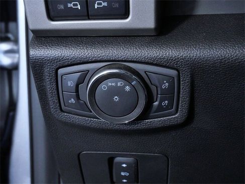 Certified 2021 Ford F350 Lariat w/ Lariat Value Package image 27