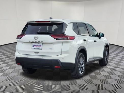 Used 2024 Nissan Rogue S AWD/4WD image 4