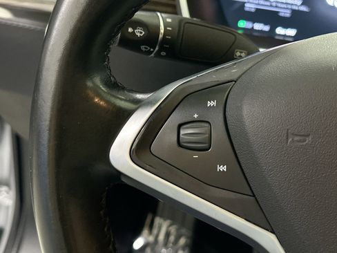 Used 2016 Tesla Model S 70 image 20
