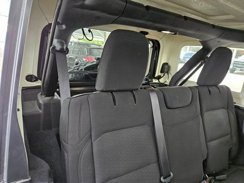 Used 2020 Jeep Wrangler Unlimited Sport AWD/4WD image 17