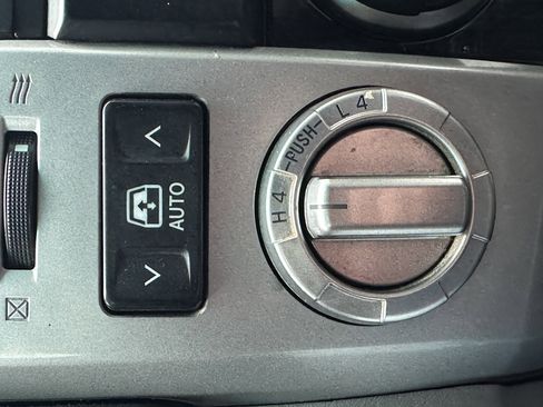 Used 2006 Toyota 4Runner Limited image 41