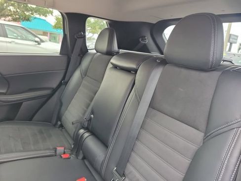 Used 2024 Mitsubishi Outlander SE FWD image 11