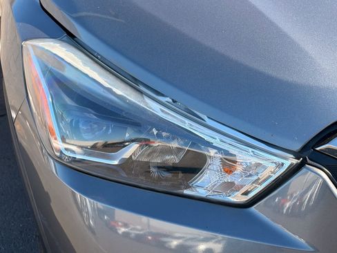 Certified 2018 Nissan Kicks SR w/ Premium Package image 7