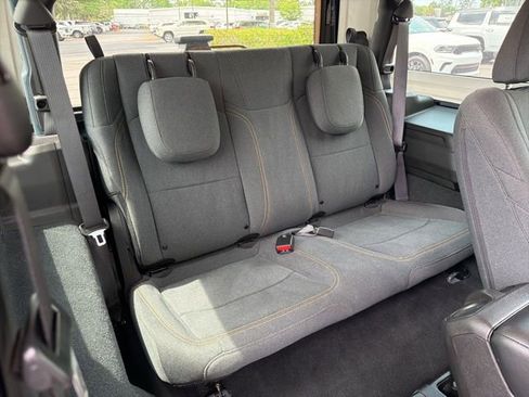 Used 2024 Jeep Wrangler Sport S image 12