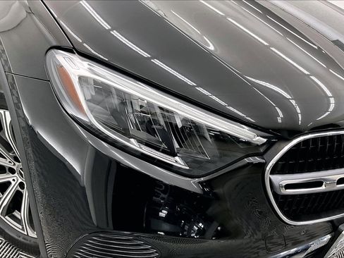 Certified 2023 Mercedes-Benz GLC 300 image 25