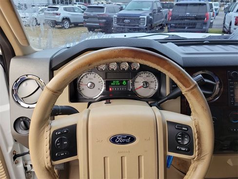 Used 2008 Ford F350 Lariat image 17