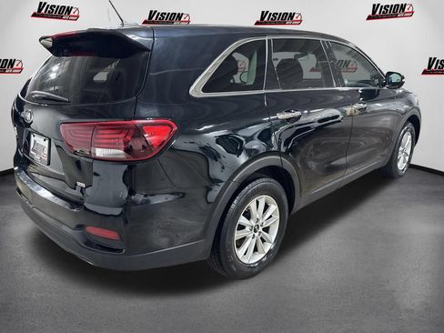 Used 2020 Kia Sorento LX FWD image 5