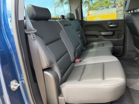 Used 2018 GMC Sierra 1500 SLT w/ All Terrain Package image 17