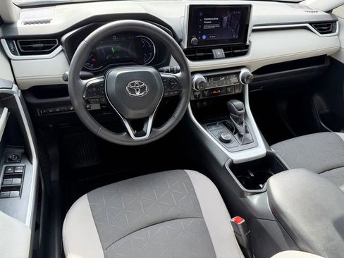 Certified 2025 Toyota RAV4 XLE w/ Convenience Package AWD/4WD image 33