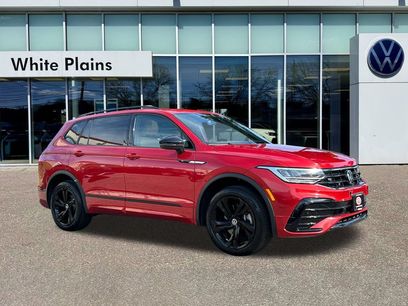 Used 2024 Volkswagen Tiguan SE R-Line