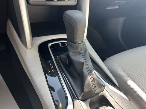 Used 2022 Toyota Corolla Cross L FWD image 26