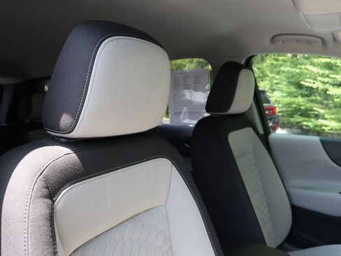 Certified 2021 Chevrolet Equinox LS w/ LS Convenience Package AWD/4WD image 39